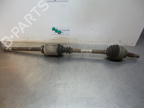 Used Right front driveshaft Right front driveshaft OPEL VIVARO A Van (X83) 1.9 DI (F7) (80 hp) 19598277 19598277