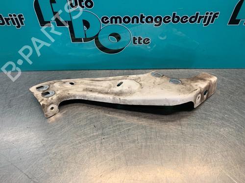 Used Right headlight support Right headlight support 19625189 19625189