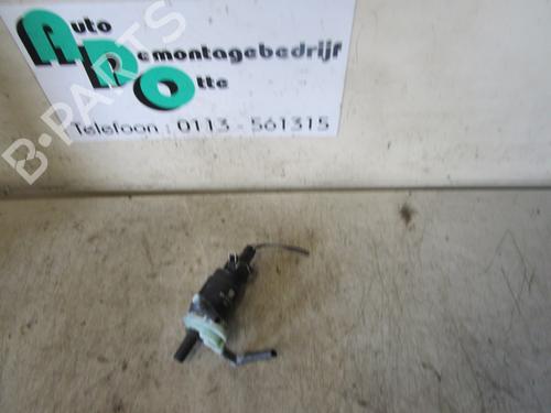 Sprinklervæskepumpe OPEL MERIVA A MPV (X03) 1.8 (E75) (125 hp) 19589118