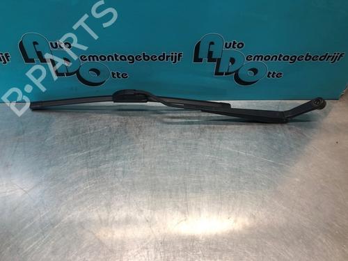 Used Front windshield wiper arm OPEL AGILA (A) (H00) 1.2 16V Twinport (F68) (80 hp) 28298646