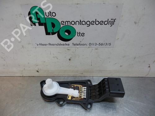 Used Electronic sensor Electronic sensor 19598604 19598604