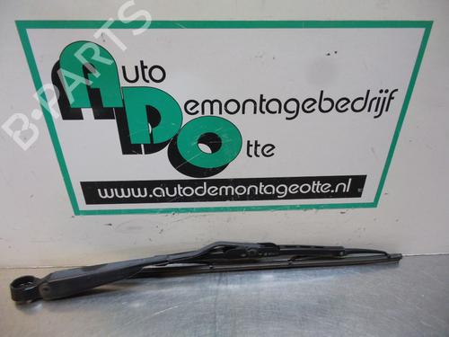 Used Rear windshield wiper arm CHRYSLER PT CRUISER (PT_) 2.0 (141 hp) 19608724