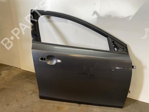 Used Right front door VOLVO V40 Hatchback (525) D2 (114 hp) 28715703
