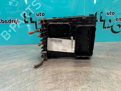 Fuse box VW CADDY III Box Body/MPV (2KA, 2KH, 2CA, 2CH) 1.9 TDI | BP19625084E1 