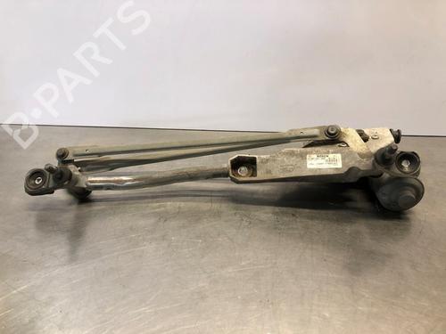 Used Front wipers mechanism FORD FIESTA VI (CB1, CCN) 1.25 (60 hp) 32082121