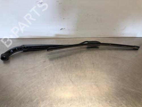 Used Front windshield wiper arm CHEVROLET SPARK (M300) 1.0 LPG (65 hp) 28300594