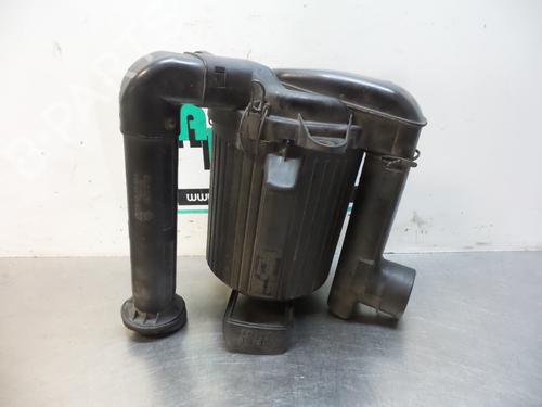 Used Air filter box Air filter box 19611345 19611345