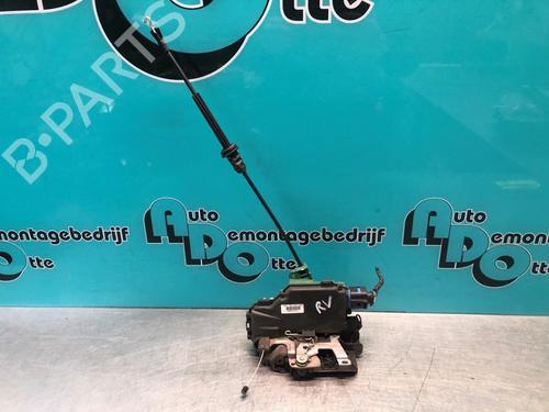 Used Front right lock SEAT CORDOBA (6L2) 1.4 16V (75 hp) 28298063