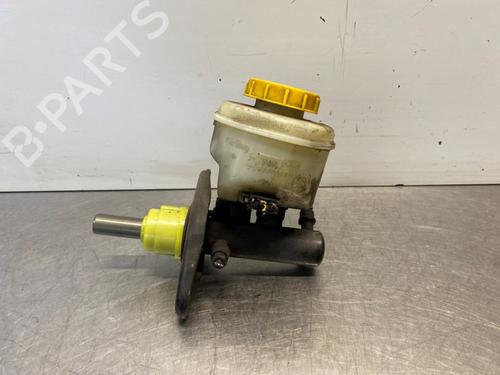 Hovedbremsecylinder NISSAN TERRANO II (R20) 2.7 TDi 4WD (125 hp) 30891406