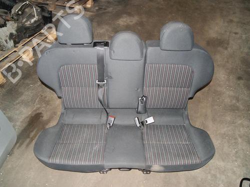 Used Rear seat Rear seat 19585896 19585896