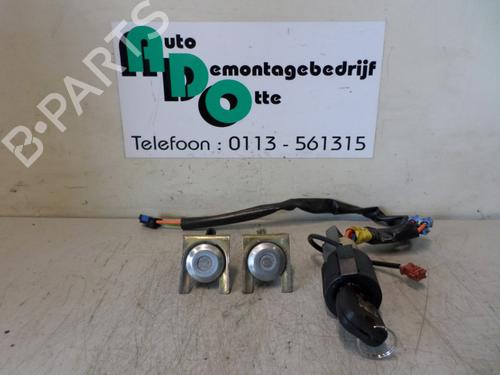 Used Switch Switch PEUGEOT 206 Hatchback (2A/C) 2.0 S16 (136 hp) 19586441 19586441
