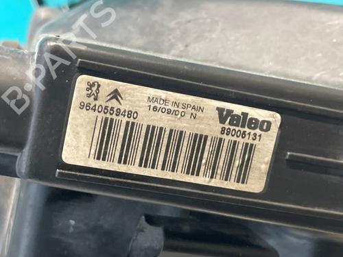 Right headlight PEUGEOT 206 Hatchback (2A/C) 1.4 i | BP28297638C29 