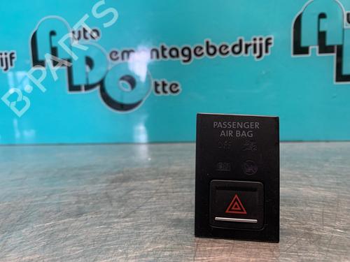 Used Warning switch VW GOLF VII (5G1, BQ1, BE1, BE2) 1.2 TSI (86 hp) 19628444
