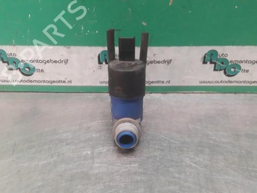 Used Washer pump RENAULT CLIO III Grandtour (KR0/1_) 1.2 16V (KR0P) (101 hp) 19616522