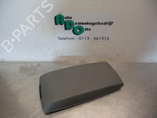 Used Armrest / Center console CHRYSLER 300C (LX, LE) 2.7 (193 hp) 19593344