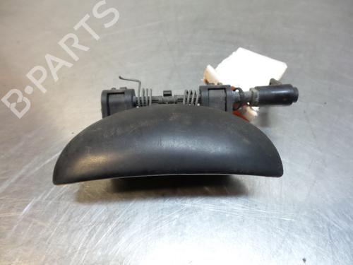 Used Exterior handle PEUGEOT 206 Hatchback (2A/C) 1.9 D (69 hp) 19584843