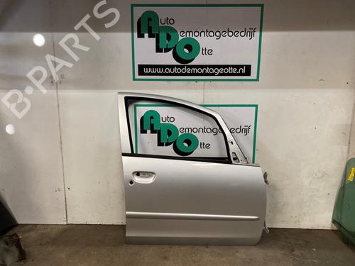 Porte avant droite MITSUBISHI COLT VI (Z3_A, Z2_A) 1.3 (Z21A) (95 hp) 28173325