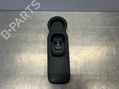 Schakelaar RENAULT MODUS / GRAND MODUS (F/JP0_) 1.4 (JP01, JP0J) (98 hp) 33115923