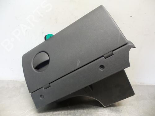 Used Glove box Glove box 19594063 19594063