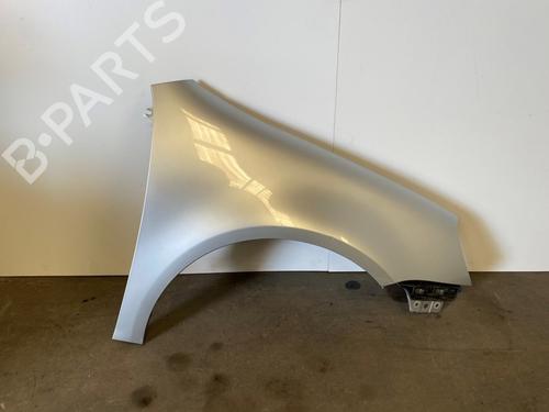Używane Błotnik przedni prawy VW GOLF V (1K1) 1.6 FSI (115 hp) 28300296