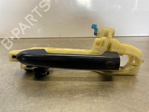 Puxador exterior frente esquerdo Puxador exterior frente esquerdo KIA RIO III (UB) 1.25 CVVT (86 hp) 33796904 33796904