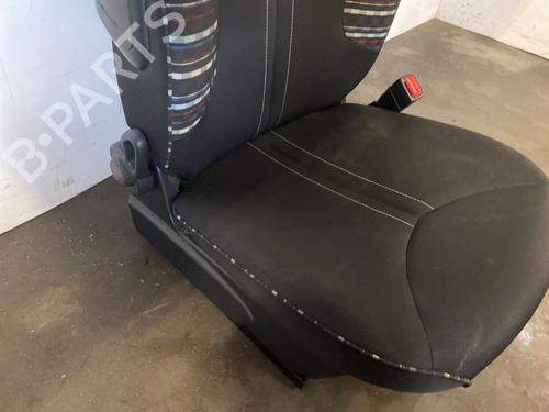 Right front seat CITROËN C1 (PM_, PN_) 1.0 | BP34099935C16 - Image 4