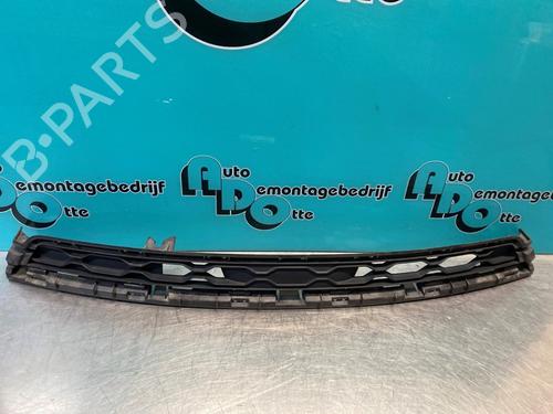 Used Grille RENAULT TWINGO II (CN0_) 1.2 16V (CN04, CN0B) (75 hp) 28298289