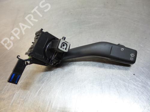 Used Steering column stalk SEAT LEON (1P1) 1.9 TDI (105 hp) 19428529