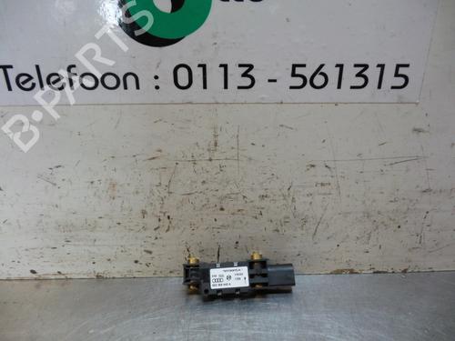 Module électronique AUDI A4 B6 Avant (8E5) 2.5 TDI (155 hp) 19595542