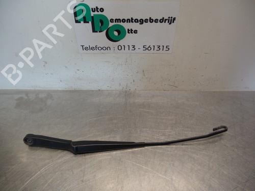Used Front windshield wiper arm SEAT CORDOBA (6L2) 1.4 16V (75 hp) 19593009