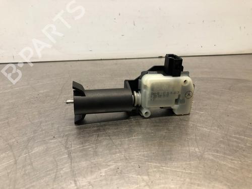 Brændstofdæksel aktuator MERCEDES-BENZ B-CLASS Sports Tourer (W245) B 200 (245.233) (136 hp) 30192906