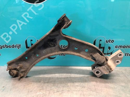 Right front suspension arm SEAT LEON (1P1) 1.4 TSI | BP28297584M13 