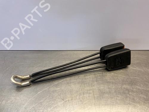 Engache cinturón VW GOLF I Cabriolet (155) 1.6 (75 hp) 31302822