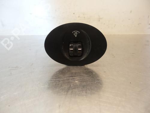 Used Switch HYUNDAI COUPE I (RD) 2.0 16V (139 hp) 19591561