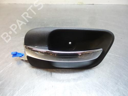 Used Rear left exterior door handle CHRYSLER 300C (LX, LE) 2.7 (193 hp) 19610596
