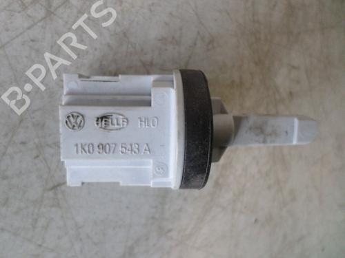 Used Electronic sensor Electronic sensor 19586382 19586382