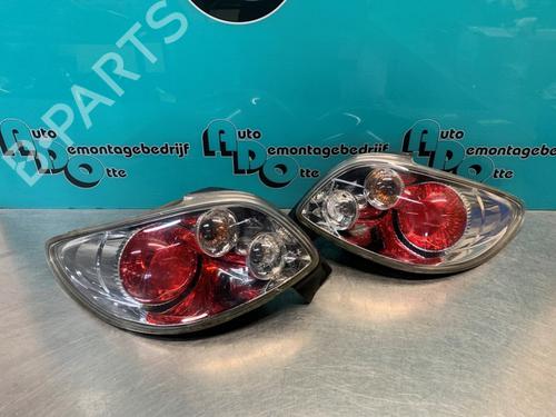 Right taillight PEUGEOT 206 CC (2D) 1.6 16V (2DNFUF, 2DNFUR) | BP19628762C35 