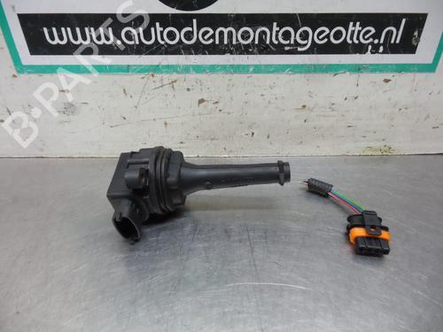 Used Ignition coil VOLVO S60 I (384) 2.4 (170 hp) 19613401
