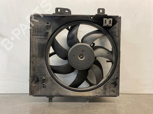 Used Radiator fan PEUGEOT 208 I (CA_, CC_) 1.4 VTi (95 hp) 31040389