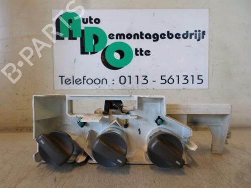 Used Climate control TOYOTA COROLLA Liftback (_E11_) 1.6 (AE111_, AE111R) (110 hp) 19587024