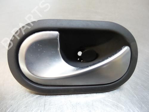 Used Rear left exterior door handle RENAULT SCÉNIC II (JM0/1_) 1.9 dCi (JM0G, JM12, JM1G, JM2C) (120 hp) 19585433