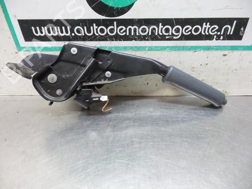 Parkbremsarm/handtak TOYOTA STARLET (_P9_) 1.3 (EP91_, EP91R) (75 hp) 19613150