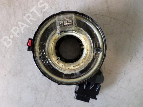 BP19586388C102 main image