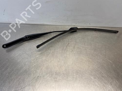Used Front windshield wiper arm FORD FIESTA VI (CB1, CCN) 1.25 (82 hp) 29626442