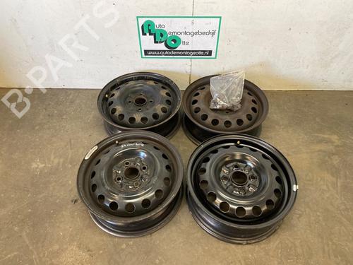 Used Rim PEUGEOT 107 (PM_, PN_) 1.0 (68 hp) 28297339