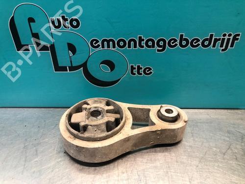 Used Engine mount OPEL VIVARO A Van (X83) 2.0 CDTI (F7) (114 hp) 28298123