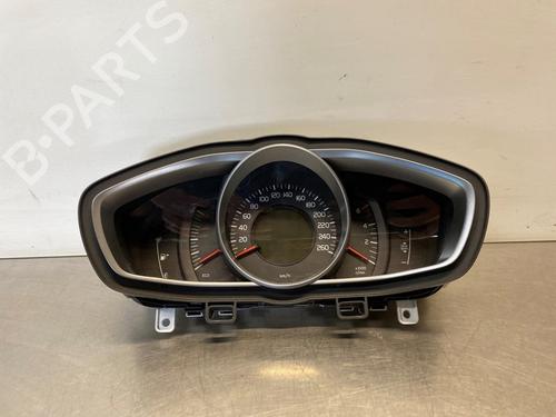 Used Instrument cluster VOLVO V40 Hatchback (525) D2 (114 hp) 29300050