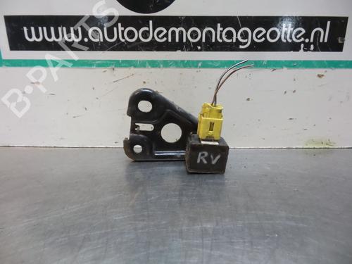 Used Electronic module TOYOTA YARIS (_P1_) 1.0 (SCP10_, SCP10R) (68 hp) 19610216