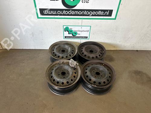 Used Rim TOYOTA AYGO (_B1_) 1.0 (KGB10_, KGB10R) (68 hp) 28299644