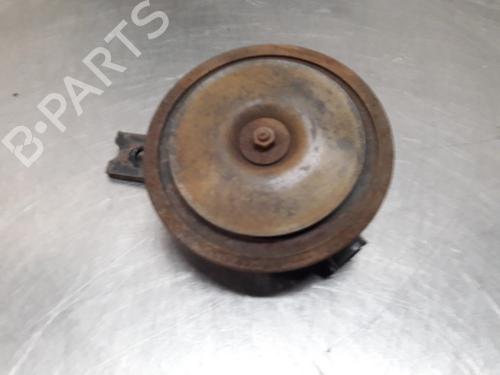 Used Horn KIA SORENTO I (JC) 2.5 CRDi 4WD (140 hp) 19613888